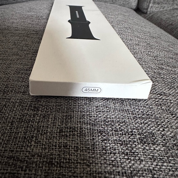 45MM Apple iwatch Band - Picture 3 of 4